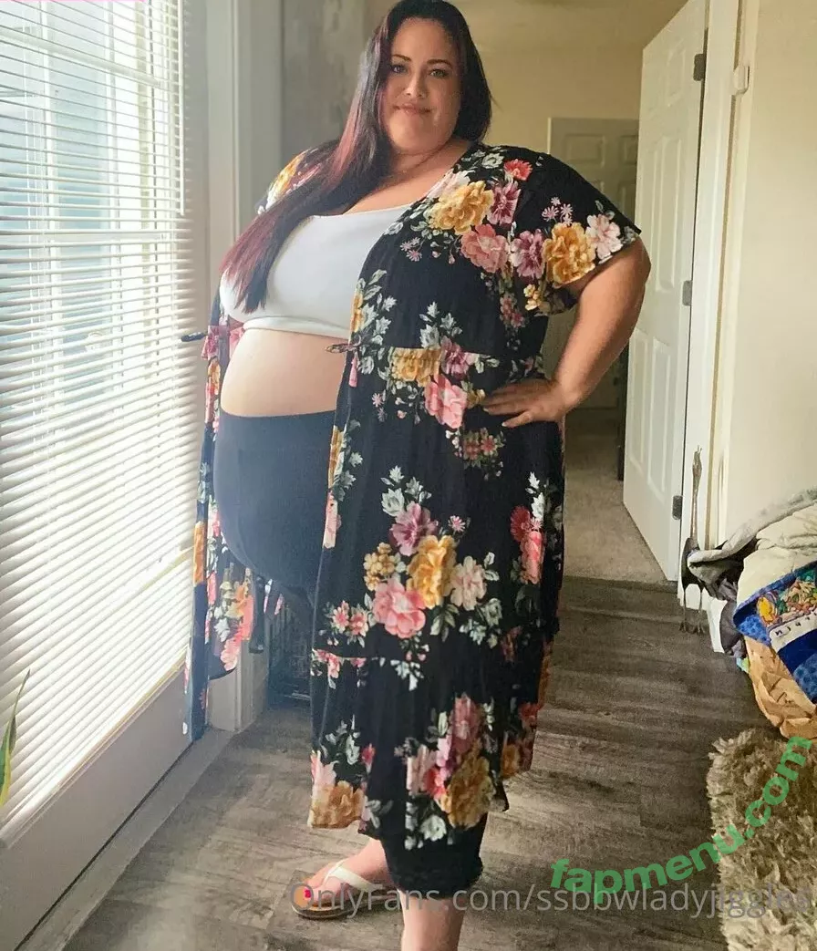 ssbbwladyjiggles nude photo #0202 (ssbbwladyjiggles)