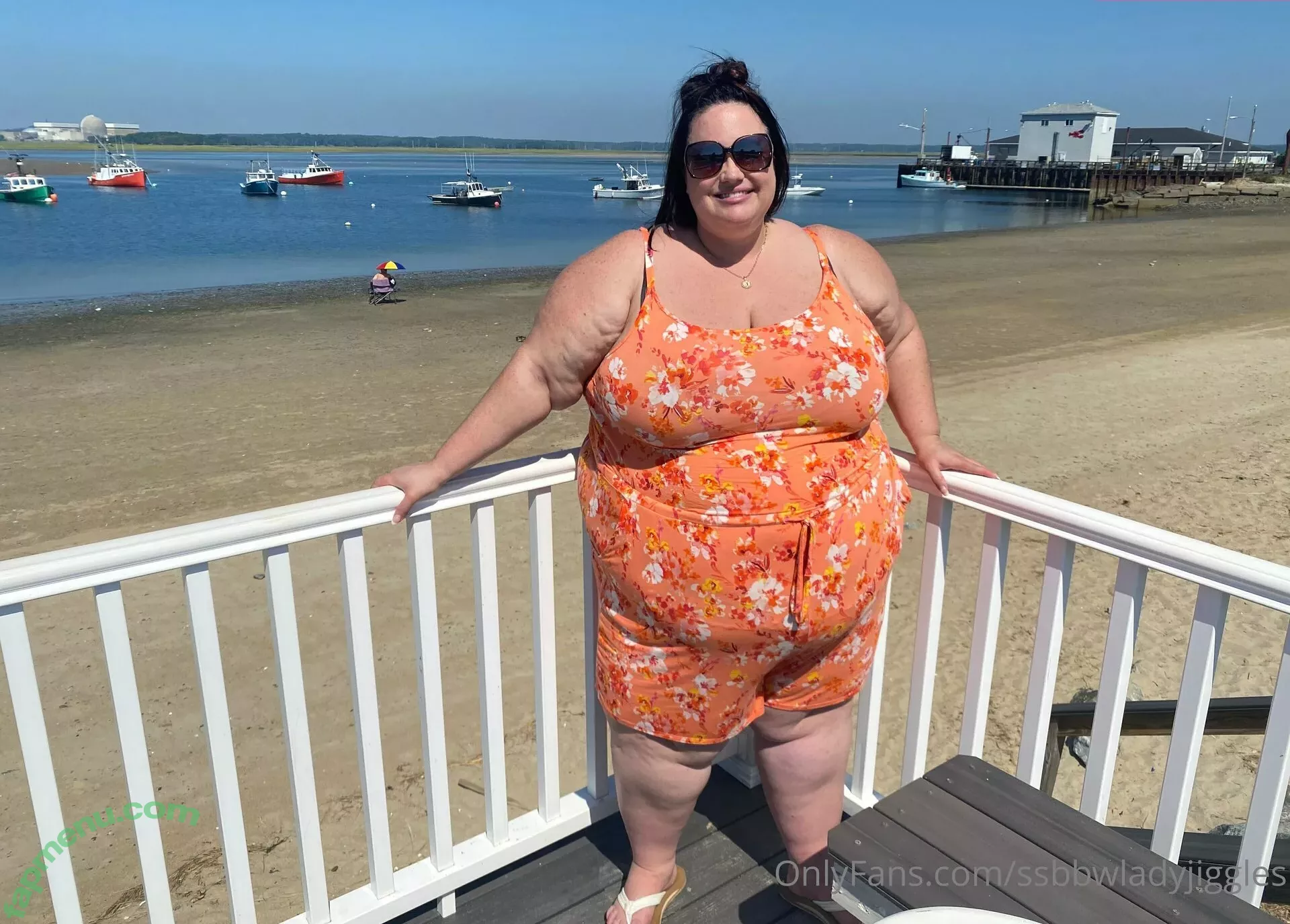 ssbbwladyjiggles nude photo #0212 (ssbbwladyjiggles)