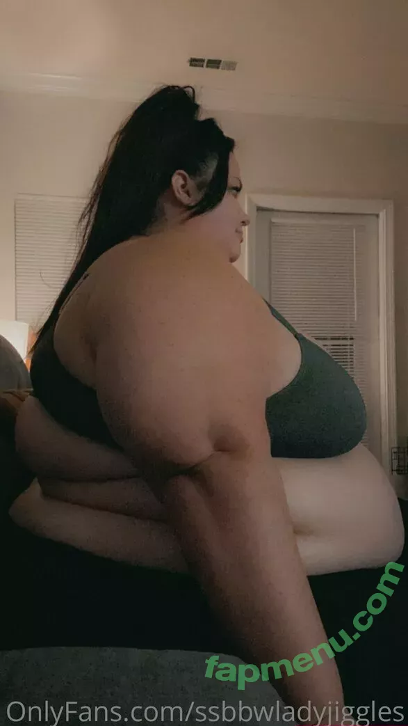 ssbbwladyjiggles nude photo #0215 (ssbbwladyjiggles)