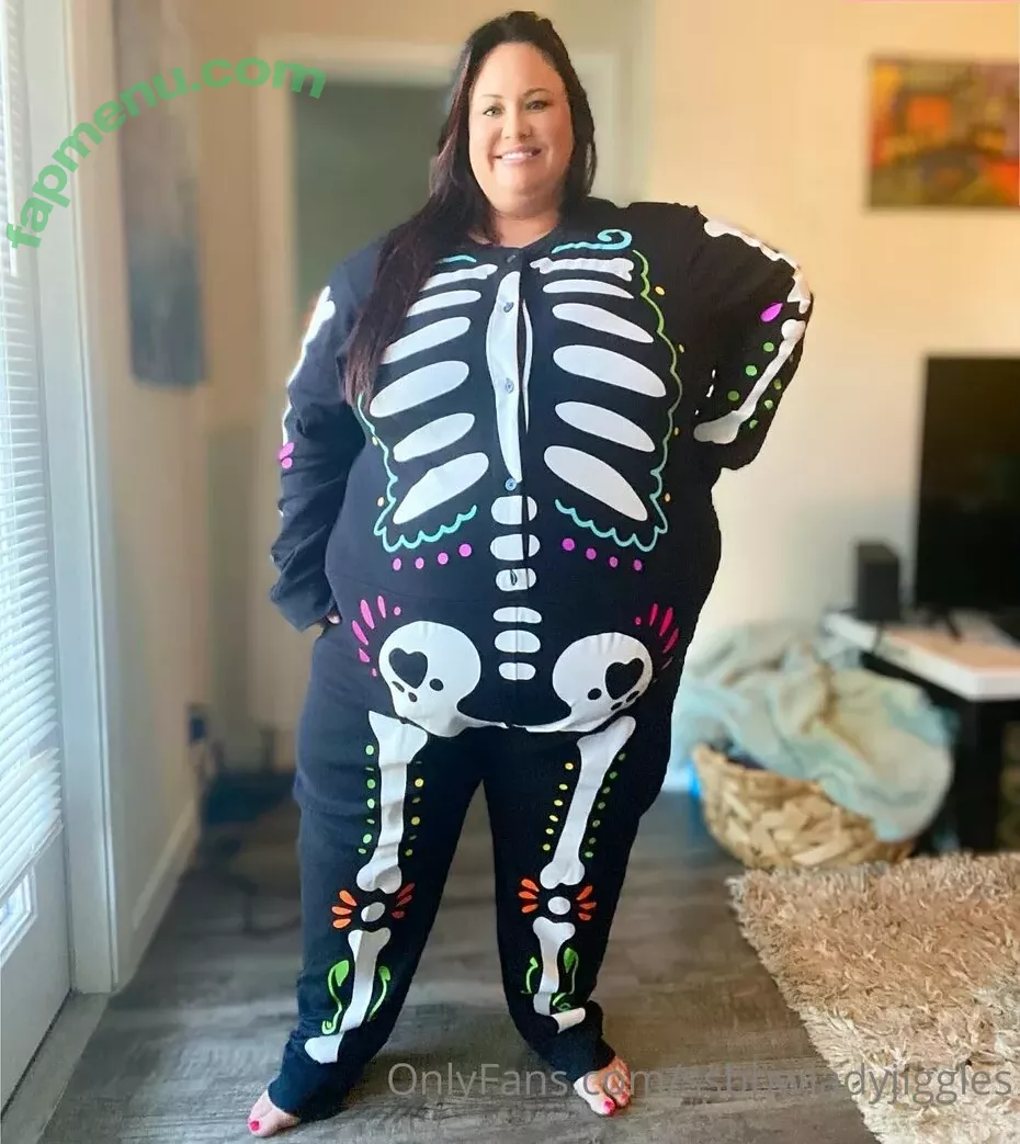 ssbbwladyjiggles nude photo #0290 (ssbbwladyjiggles)