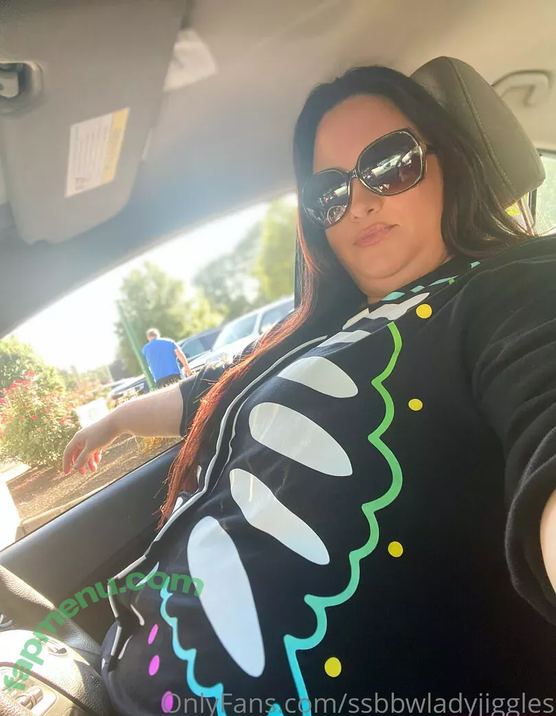 ssbbwladyjiggles nude photo #0293 (ssbbwladyjiggles)
