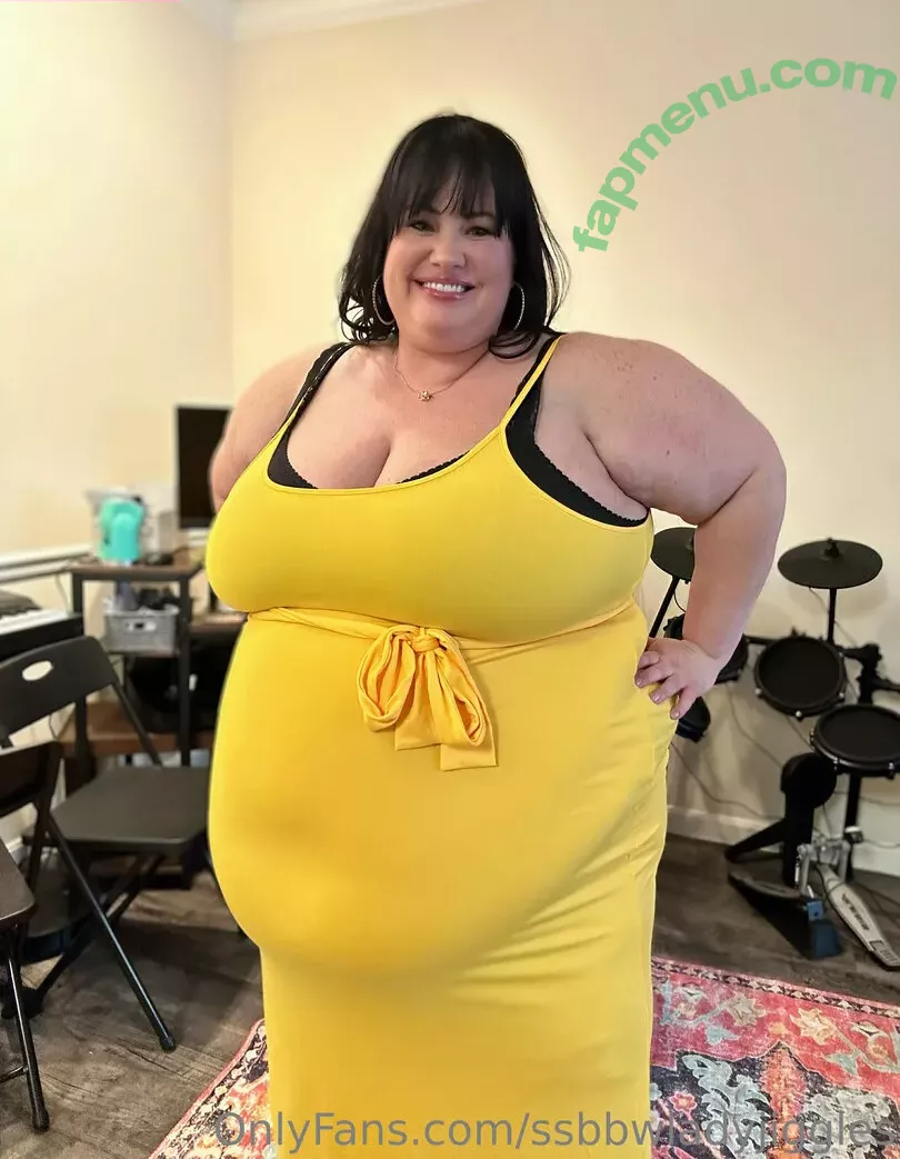 ssbbwladyjiggles nude photo #0376 (ssbbwladyjiggles)