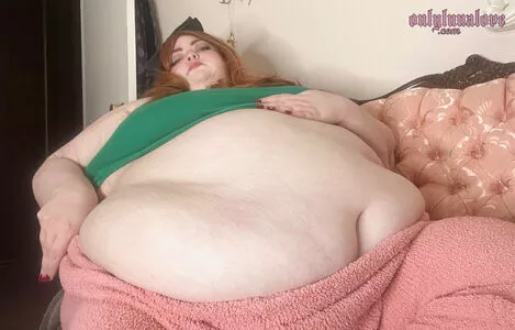 ssbbwlunalove / lunawitchling nude photo #0092
