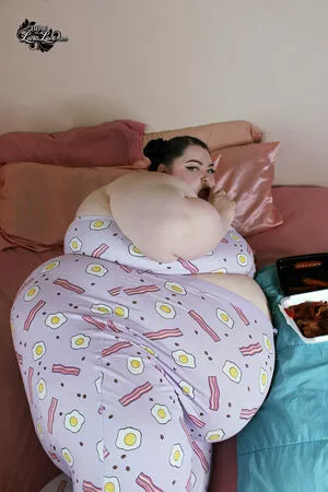 ssbbwlunalove / lunawitchling nude photo #0184