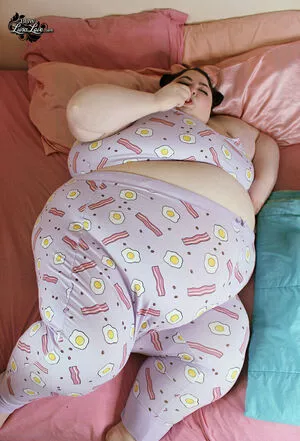 ssbbwlunalove / lunawitchling nude photo #0185