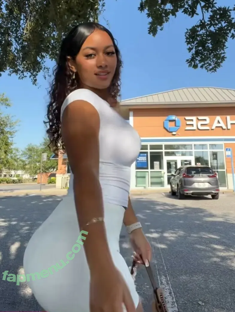 sshantelyy nude photo #0004 (reel)