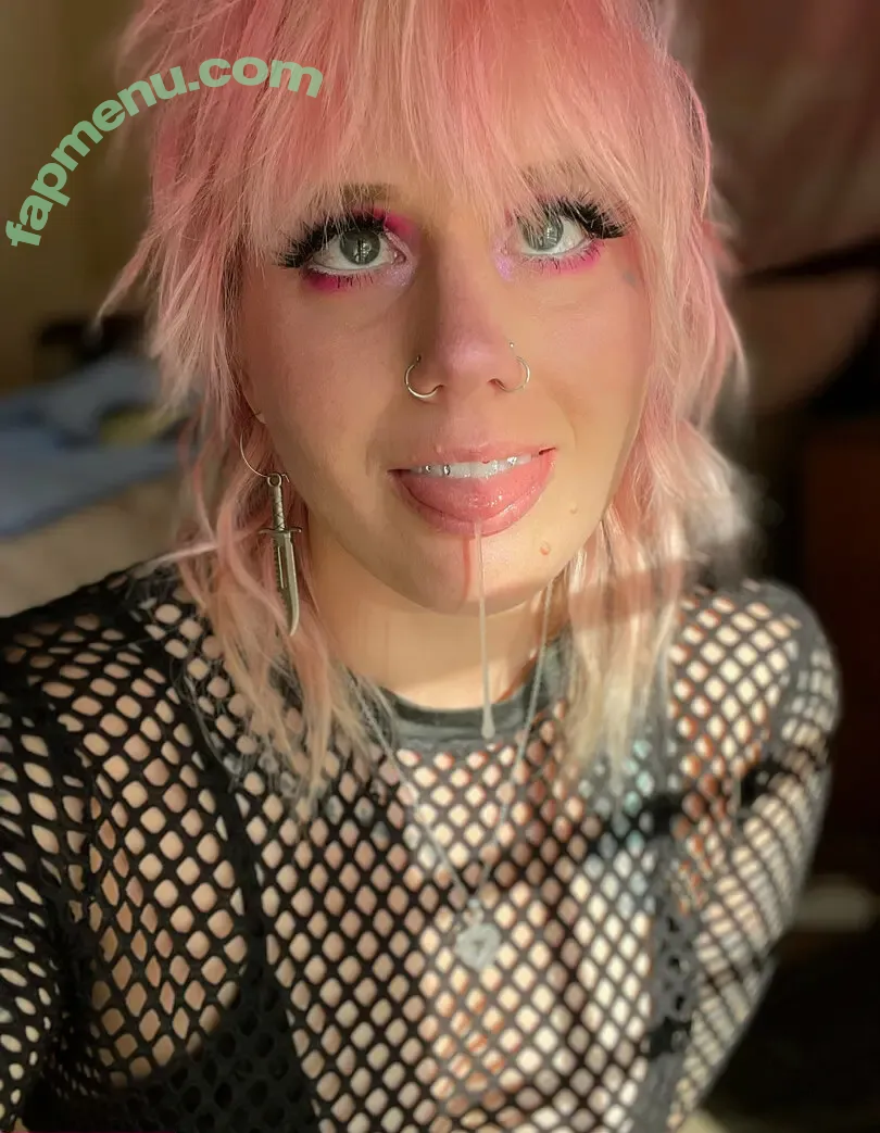 ssmallz nude photo #0019 (ssmallz_)