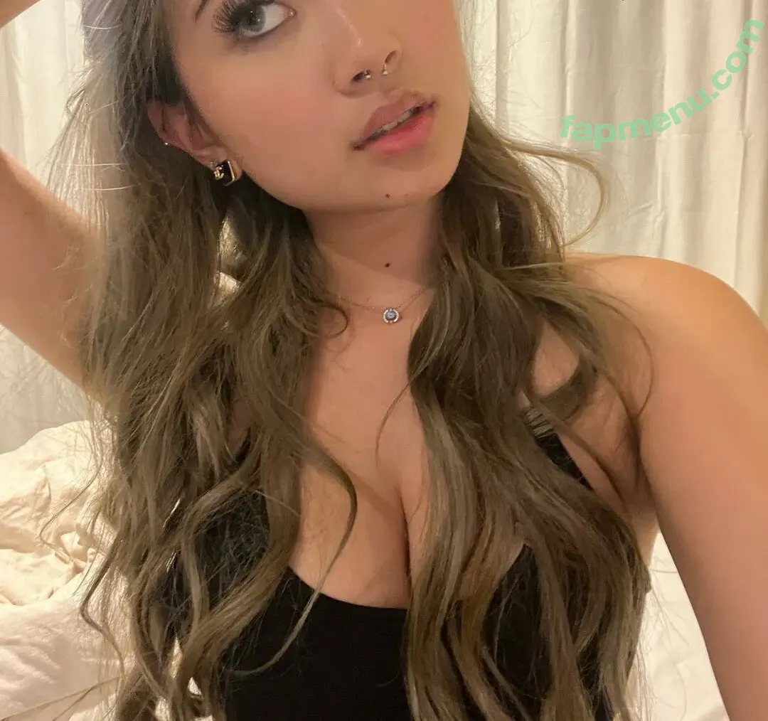 Ssophiali nude photo #0086 (Ssophiali)