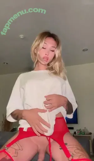  nude photo #0003
