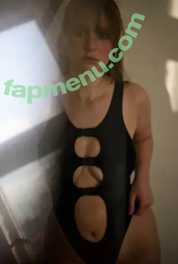 süsses.rot nude photo #0182 (suesses.rot)