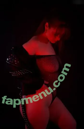 süsses.rot nude photo #0183 (suesses.rot)