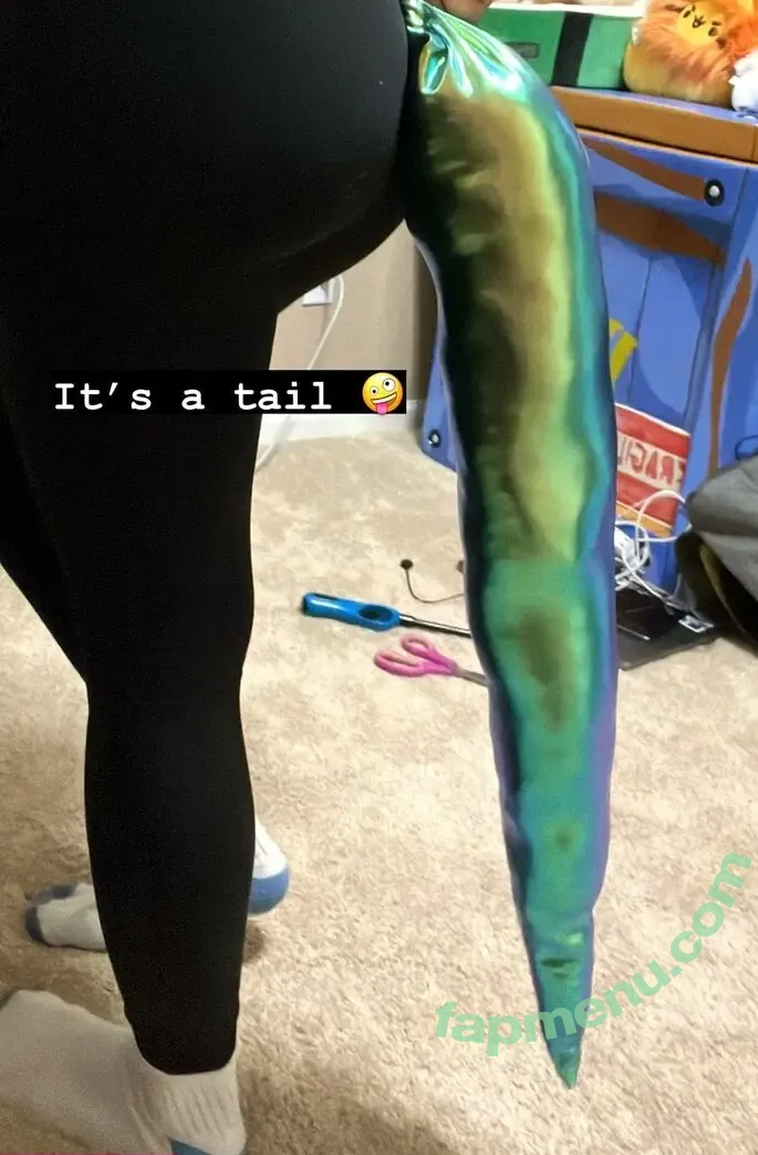 Sssniperwolf nude photo #0011 (Sssniperwolf)