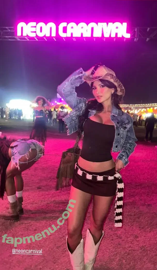 Sssniperwolf nude photo #0027 (Sssniperwolf)