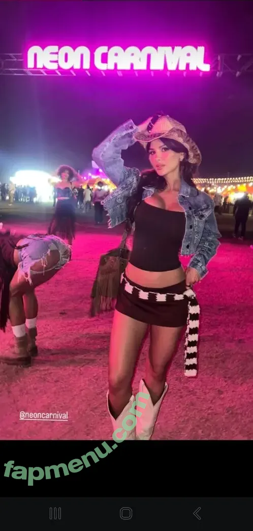 SSSniperwolf nude photo #0005 (SSSniperwolf)