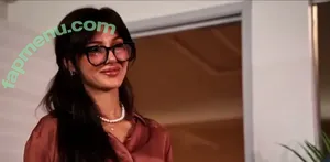 Sssniperwolf nude photo #0003