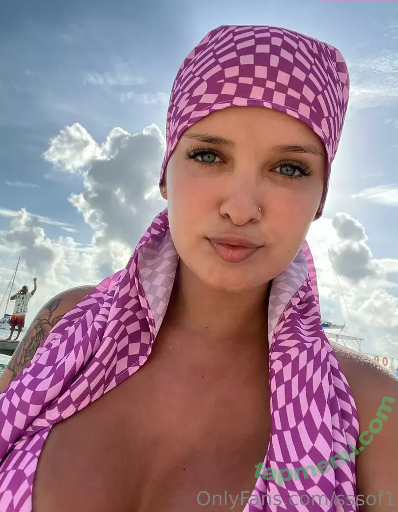 sssof1 nude photo #0007 (_so_low_lolo_)