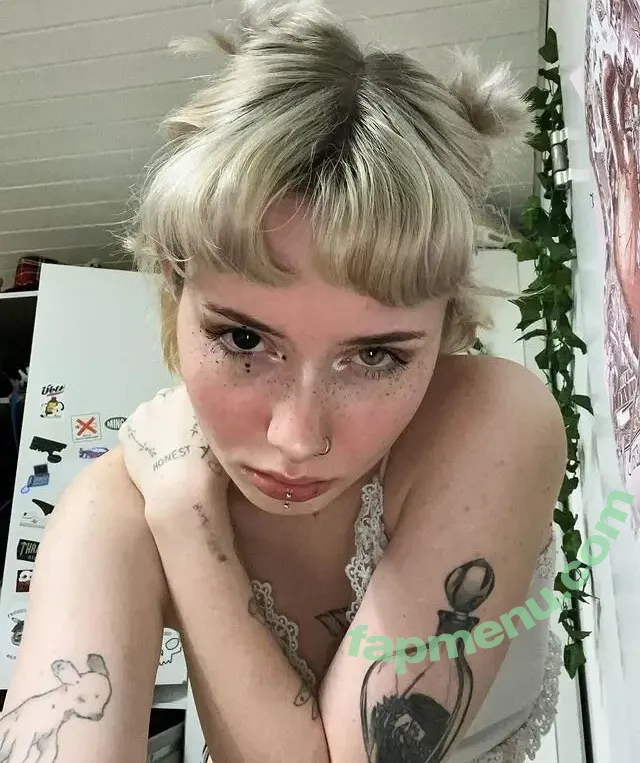 Sssucubusss nude photo #0001 (Sssucubusss)