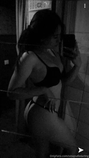  nude photo #0004