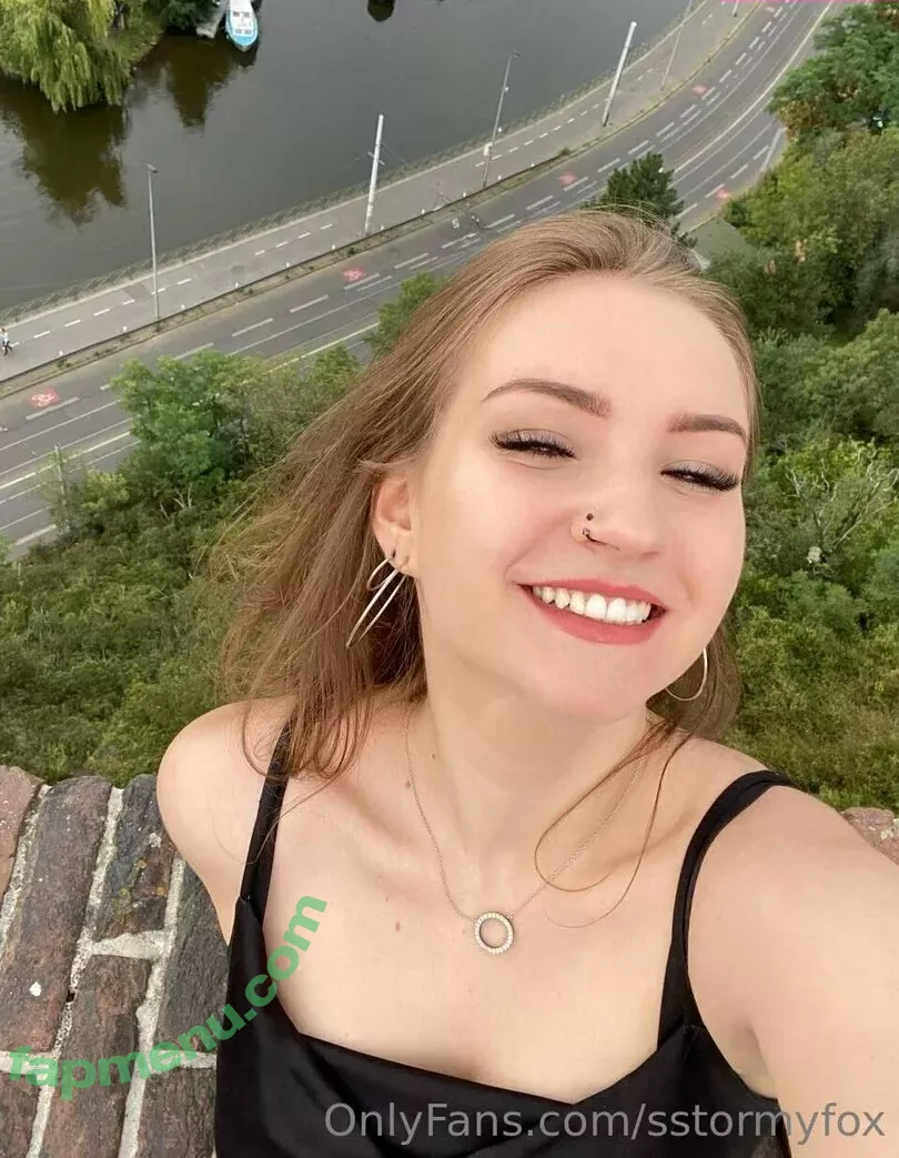sstormyfox nude photo #0012 (st0rmfox)