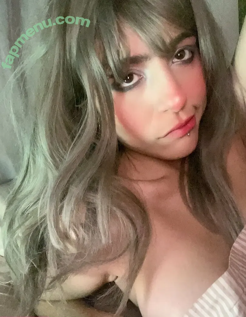 sstrawwwberri nude photo #0012 (sstrawberrin)