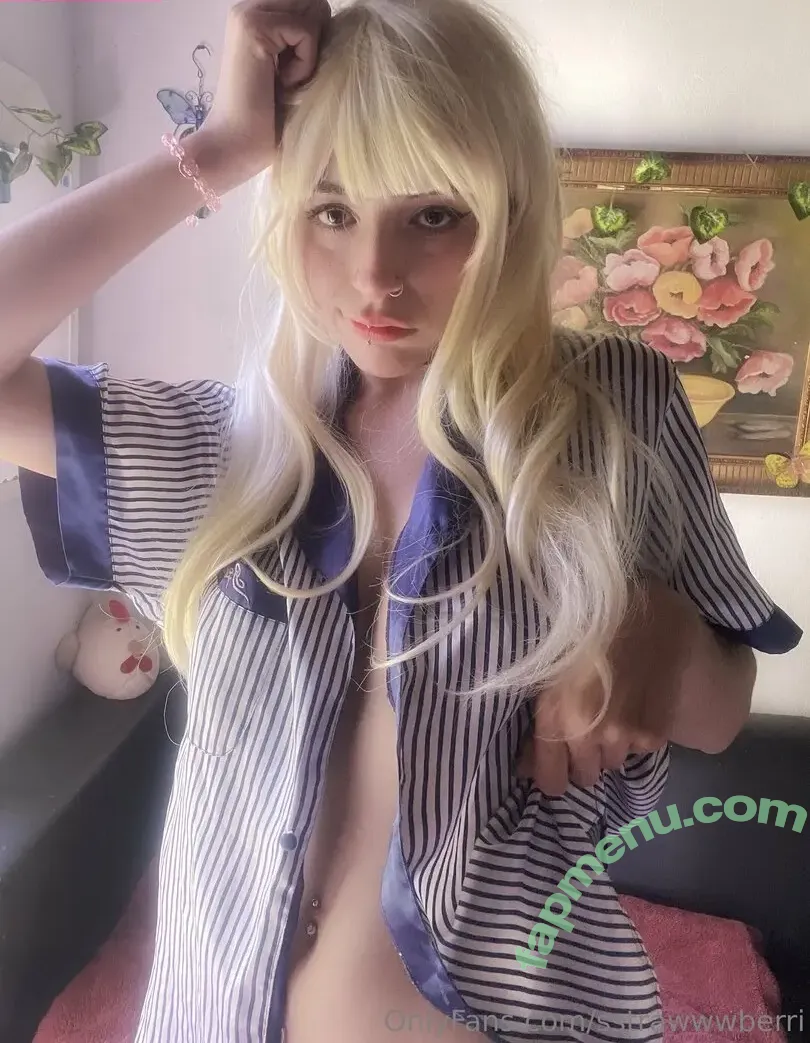 sstrawwwberri nude photo #0038 (sstrawberrin)