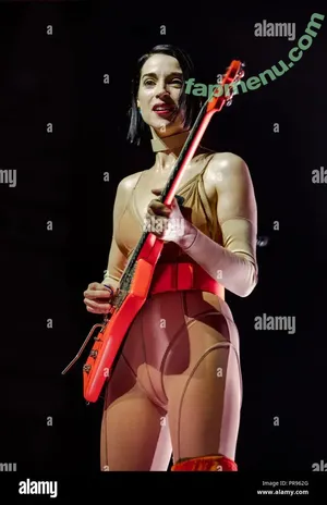 St Vincent / Annie Erin Clark / st_vincent nude photo #0193