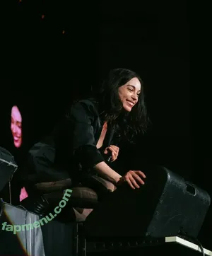 St Vincent / Annie Erin Clark / muddaub / st_vincent nude photo #0234