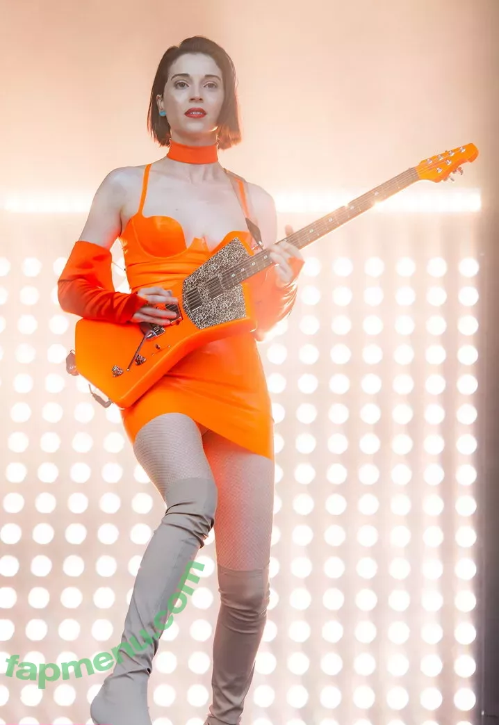 St Vincent nude photo #0093 (Annie Erin Clark / muddaub / st_vincent)