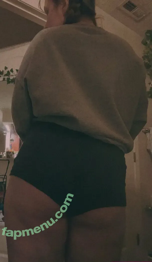 st0nrslut420 nude photo #0004 (st0nrslut420)