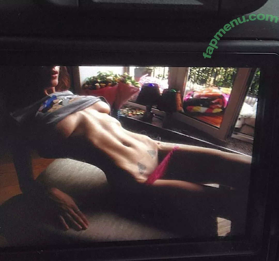 St4SyQ nude photo #0096 (St4SyQ)