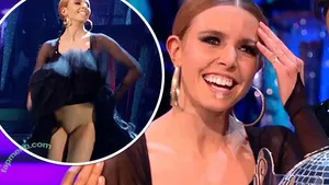 Stacey Dooley / sjdooley nude photo #0041