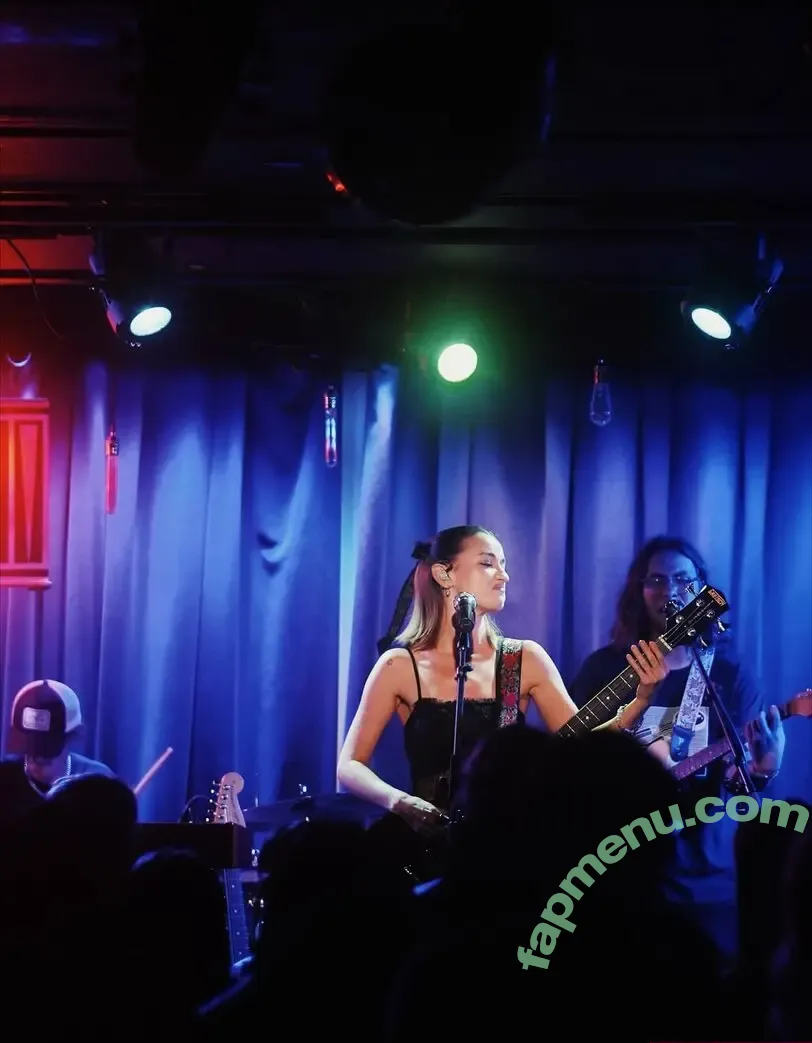 Stacey Ryan nude photo #0084 (staceyryanmusic)