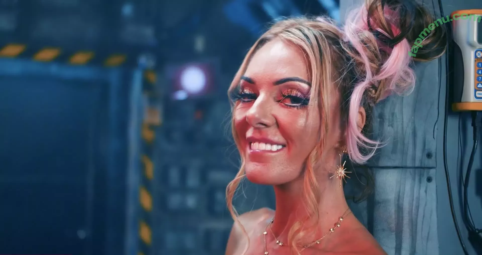 Stacey Saran nude photo #0051 (stacey.saran / staceysaranxxx)