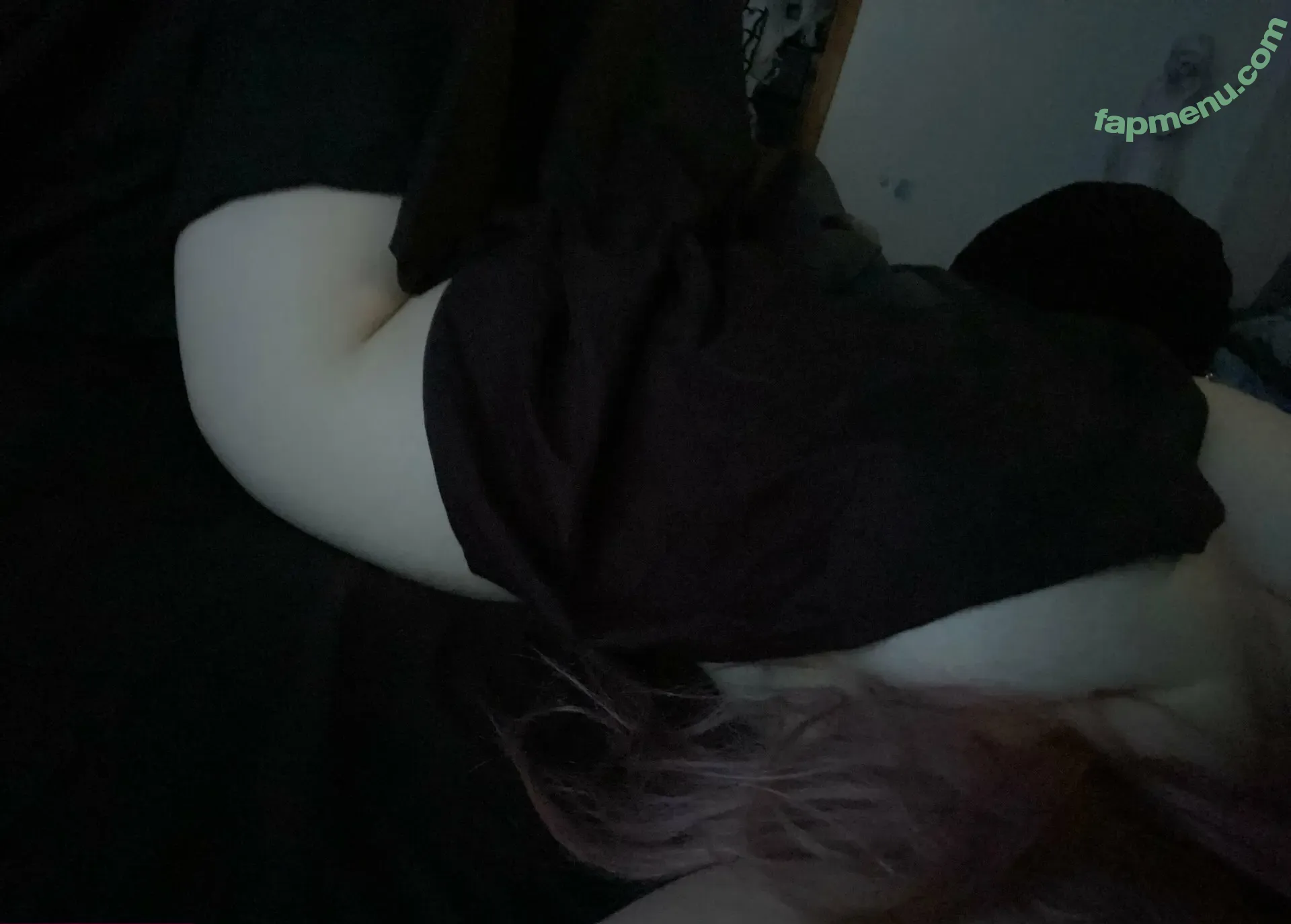 stackedhobbit nude photo #0003 (stackedhobbit)