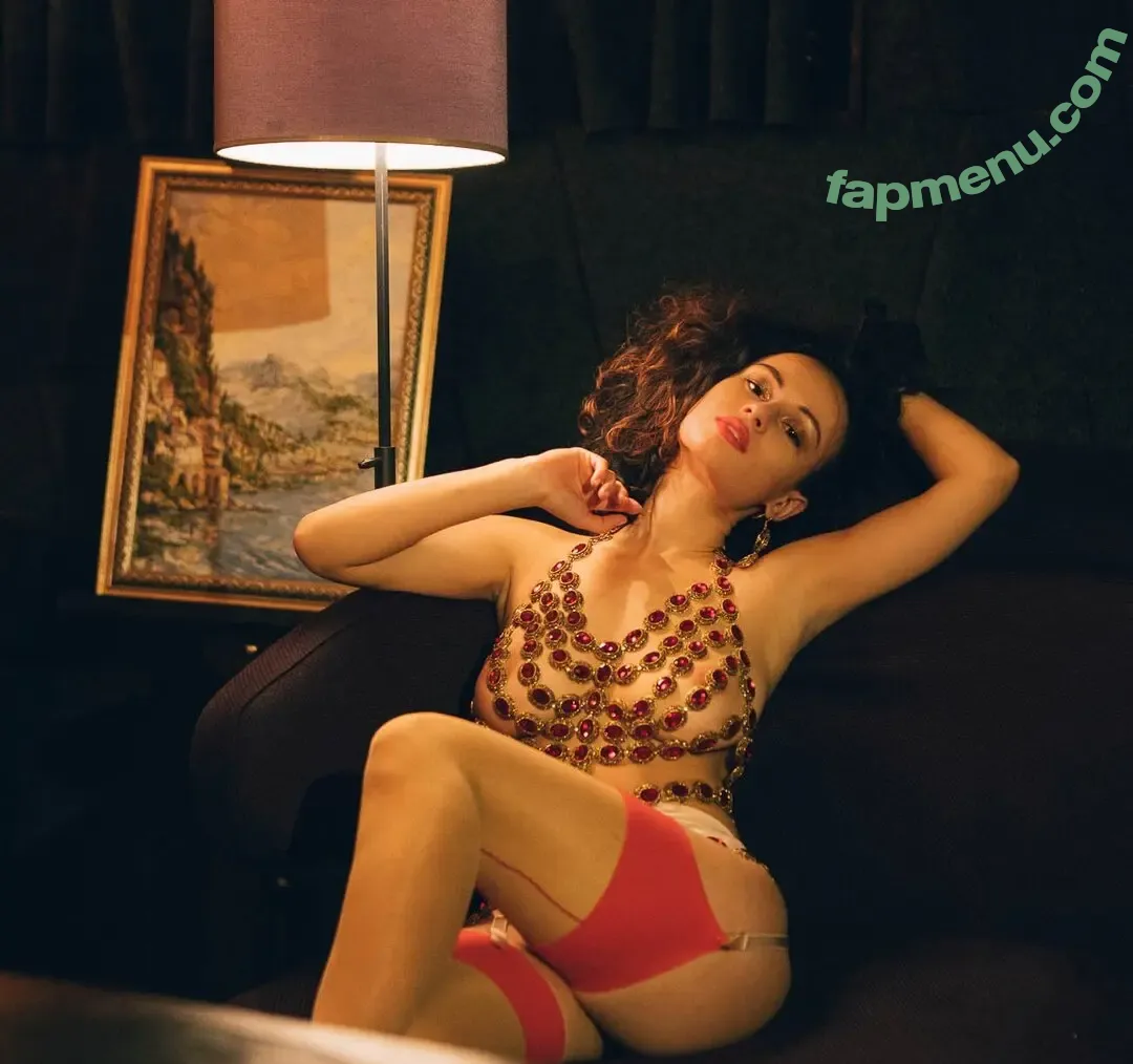 Stacy Bloom nude photo #0105 (StacyInBl00m / itstacybloom)
