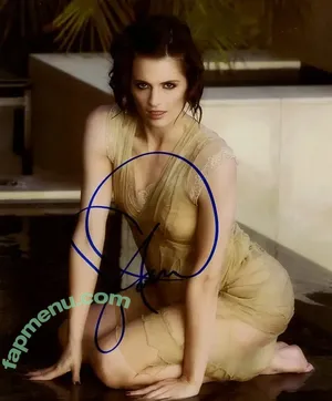 Stana Katic / drstanakatic nude photo #0195