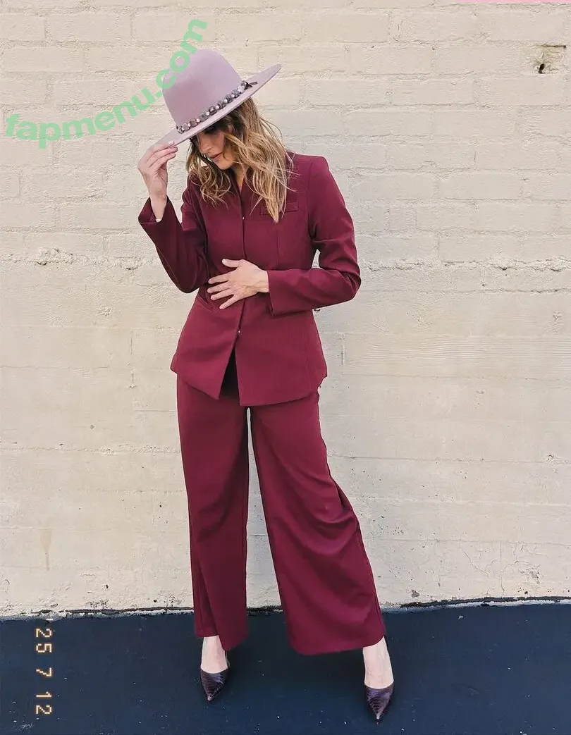 Stana Katic nude photo #0242 (drstanakatic)