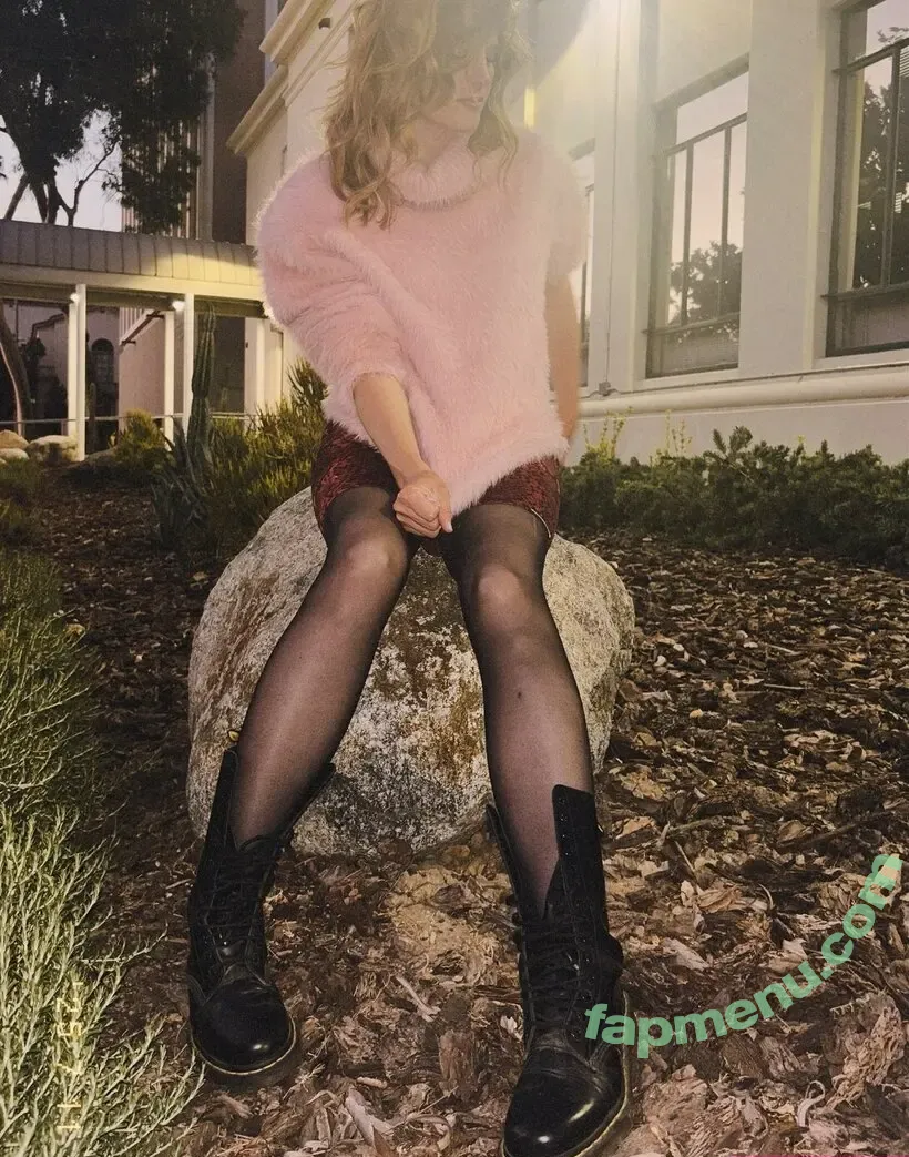 Stana Katic nude photo #0245 (drstanakatic)