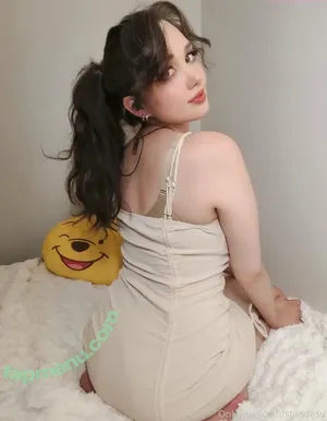  nude photo #0002