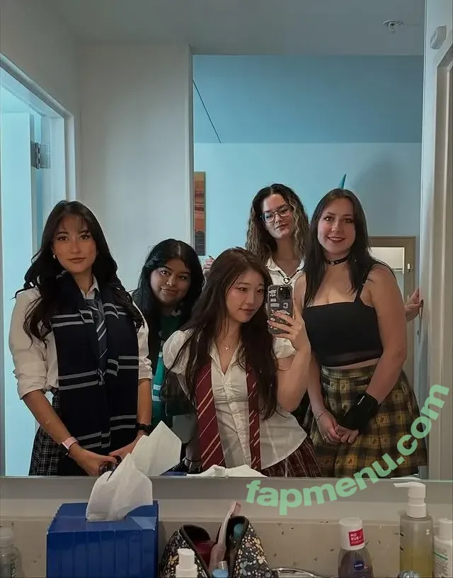 Starriebun nude photo #0082 (staribunbun / starriebunn)