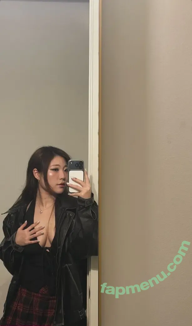 Starriebun nude photo #0133 (staribunbun / starriebunn)