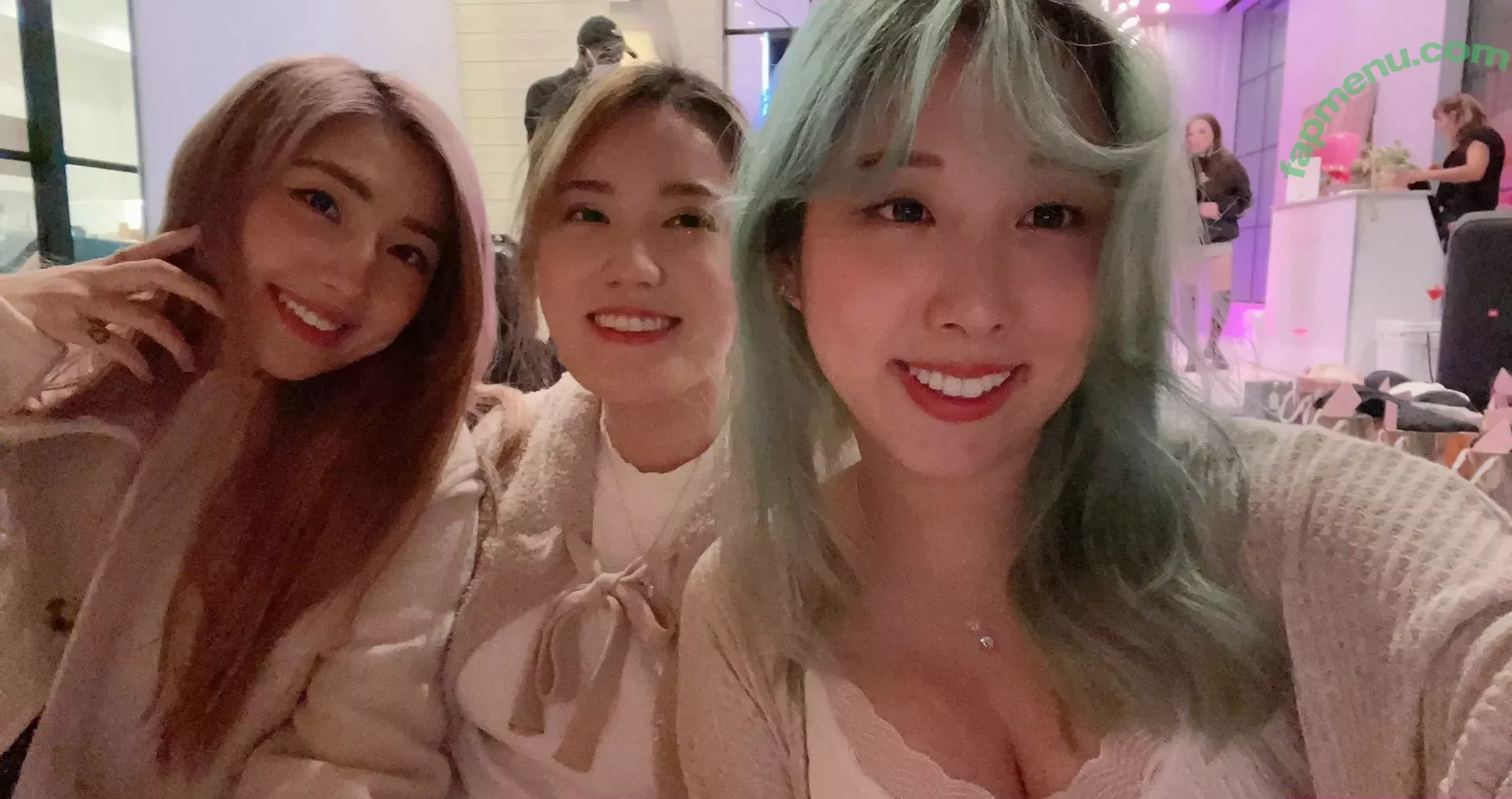 Starsmitten nude photo #0014 (celine / starsmitten_)