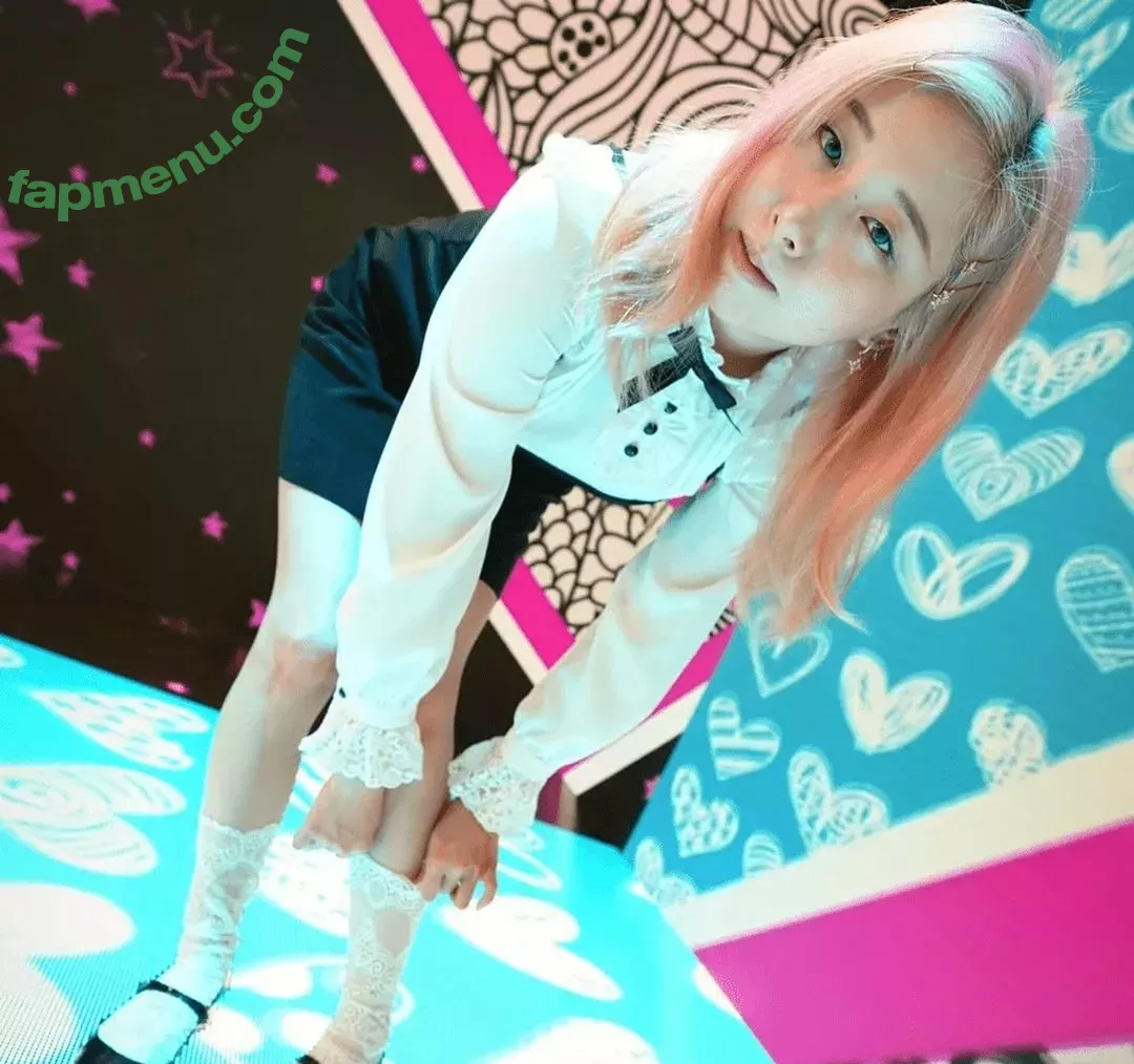 Starsmitten nude photo #0023 (celine / starsmitten_)