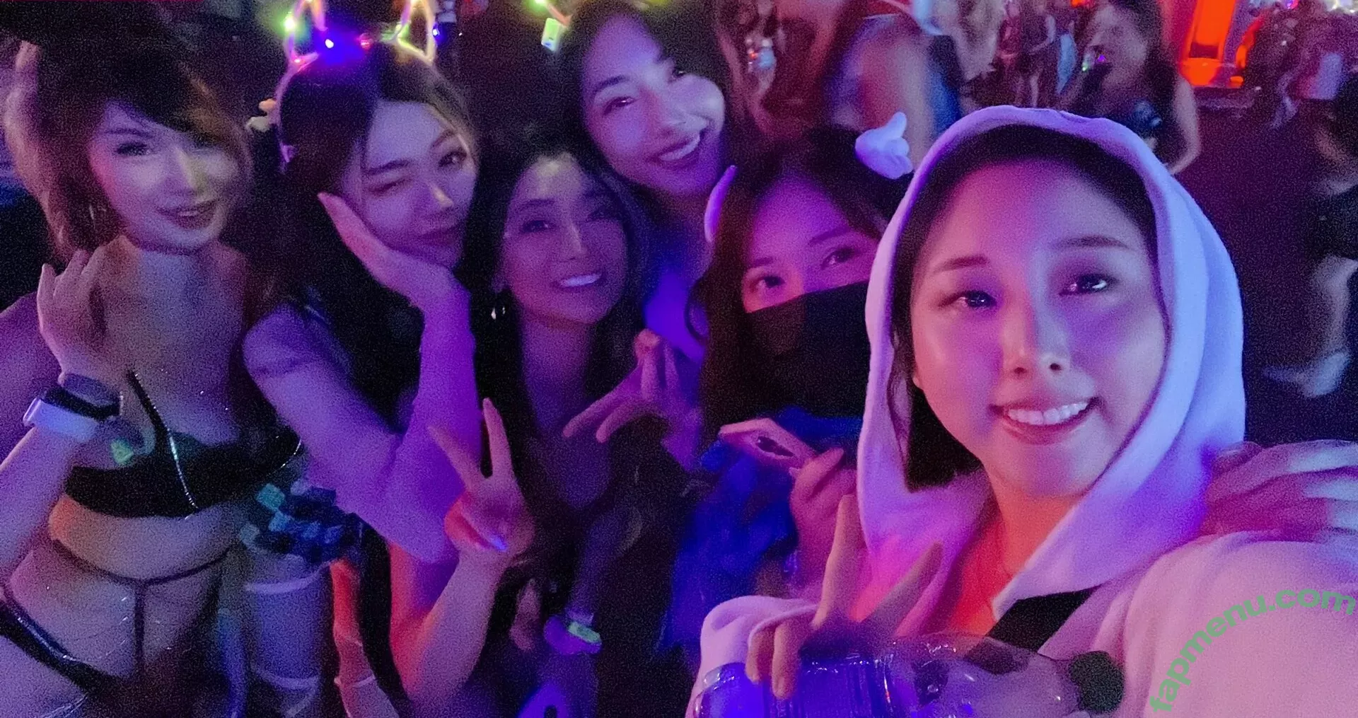 Starsmitten nude photo #0082 (celine / starsmitten_)