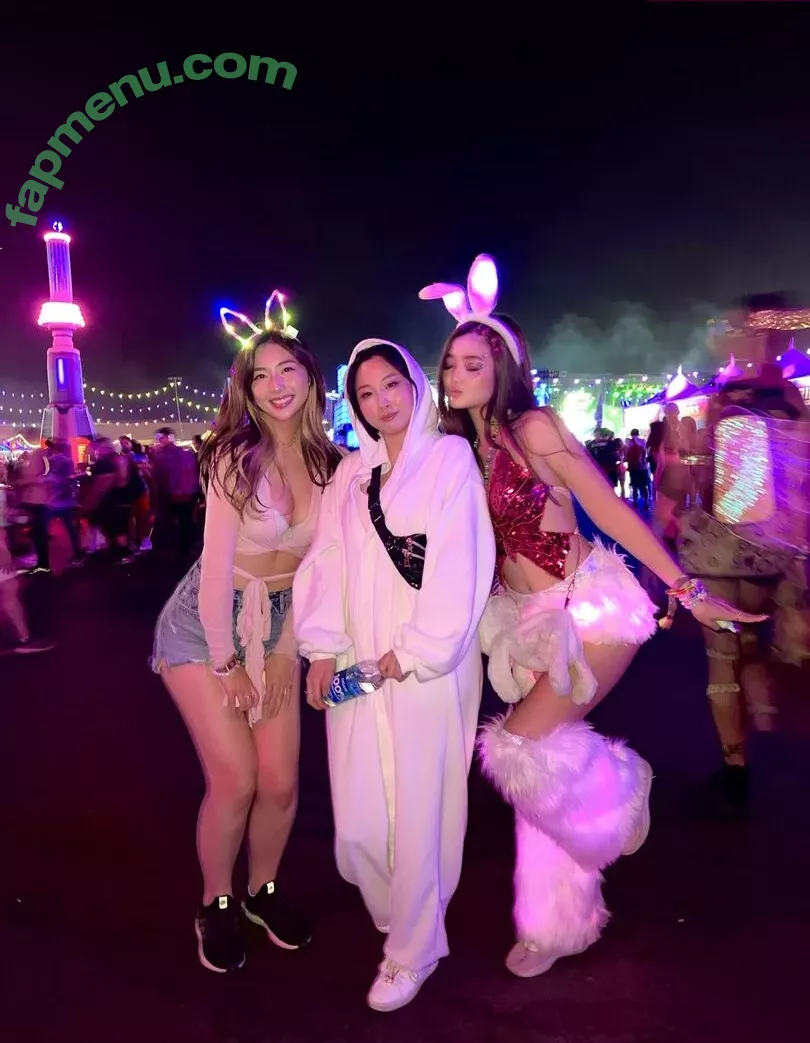 Starsmitten nude photo #0085 (celine / starsmitten_)