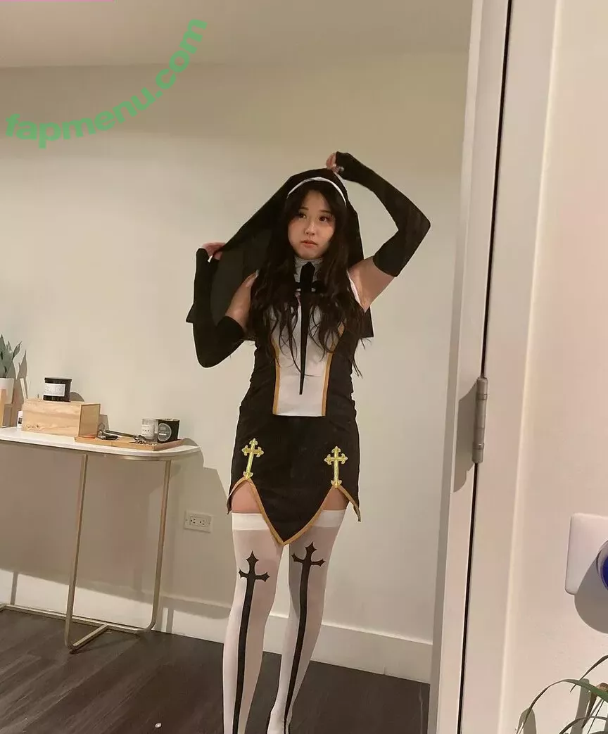 Starsmitten nude photo #0159 (celine / starsmitten_)