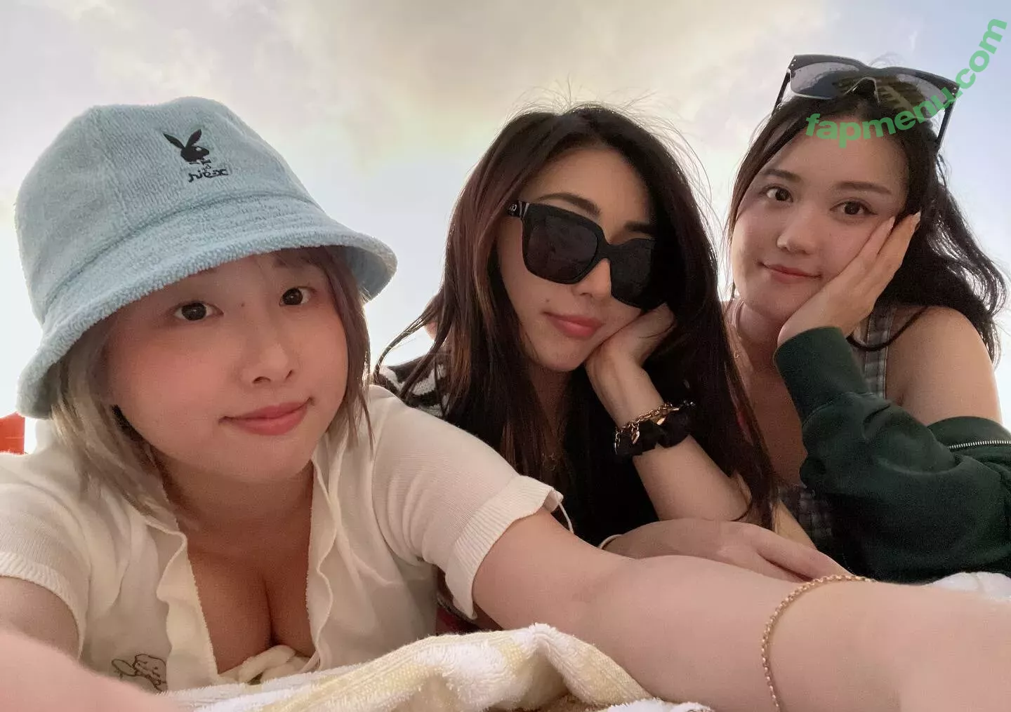 Starsmitten nude photo #0188 (celine / starsmitten_)