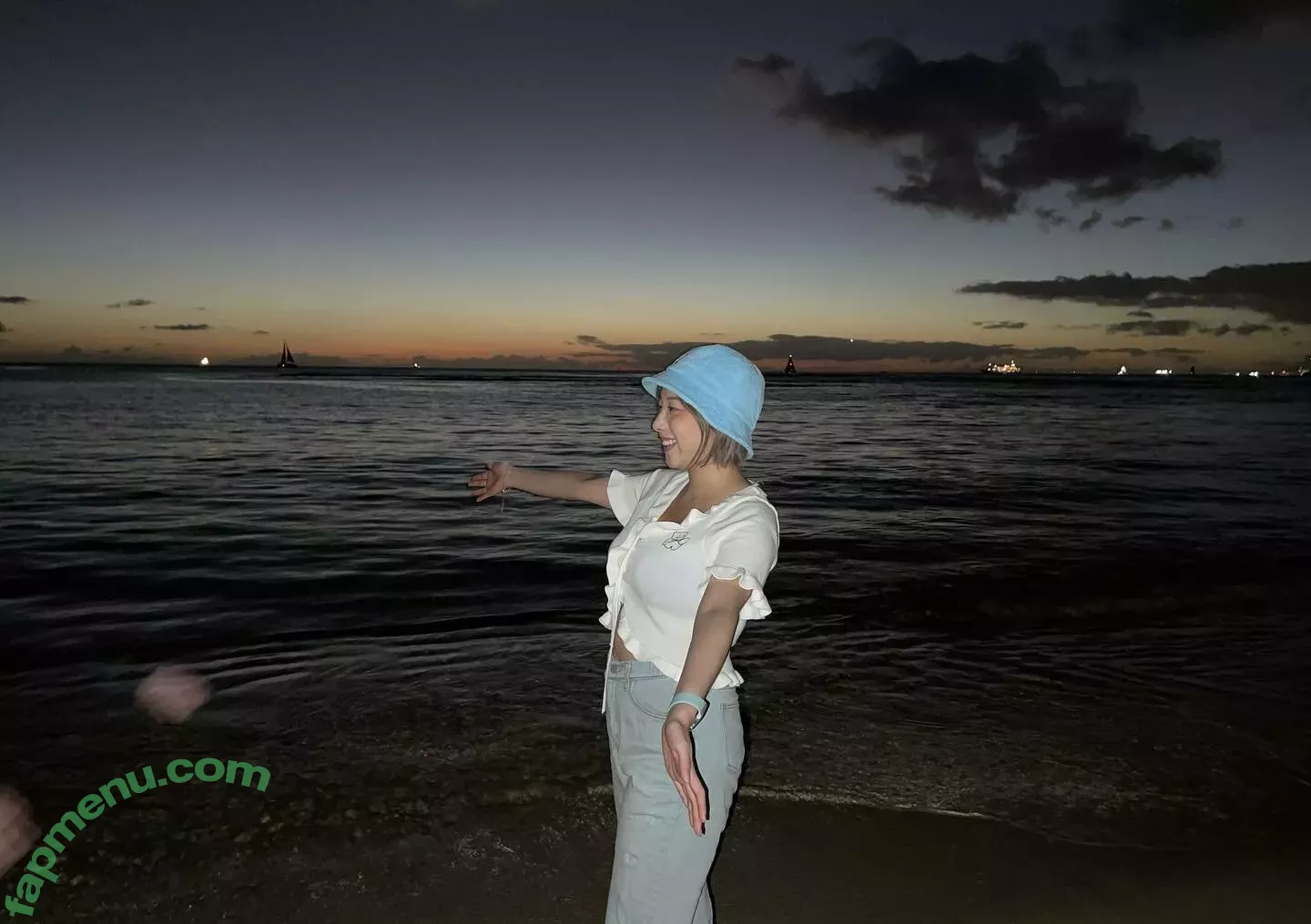 Starsmitten nude photo #0191 (celine / starsmitten_)