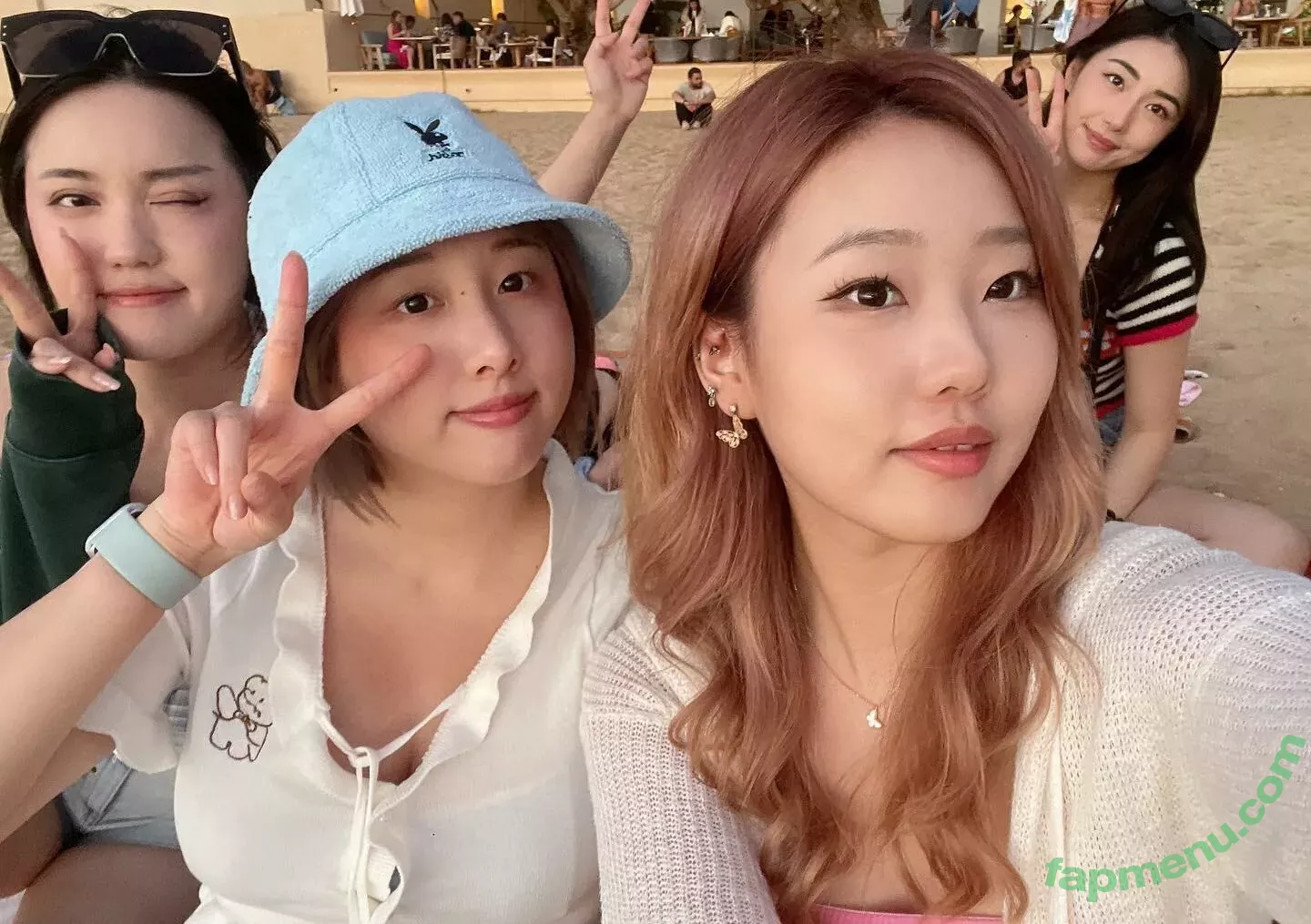 Starsmitten nude photo #0192 (celine / starsmitten_)