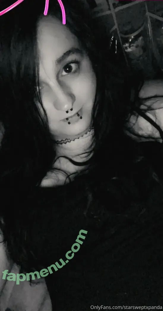 starsweptxpanda nude photo #0009 (starsweptxpanda)